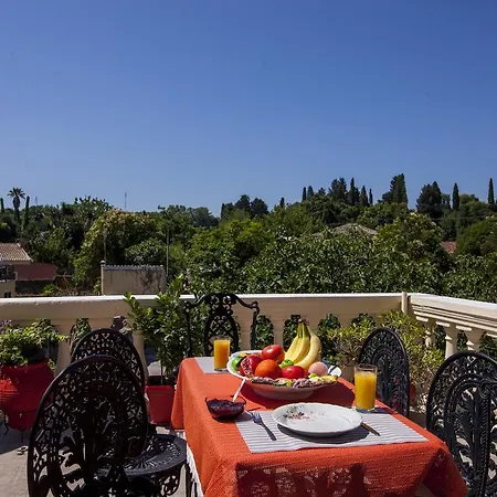 Garitsa De Lux Villa